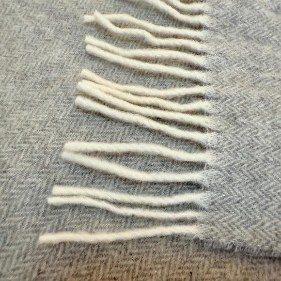 🇮🇹 Cristina Chiti Italy Wool & Cashmere Grey Herringbone Scarf - 10" x 72" - Picture 10 of 10